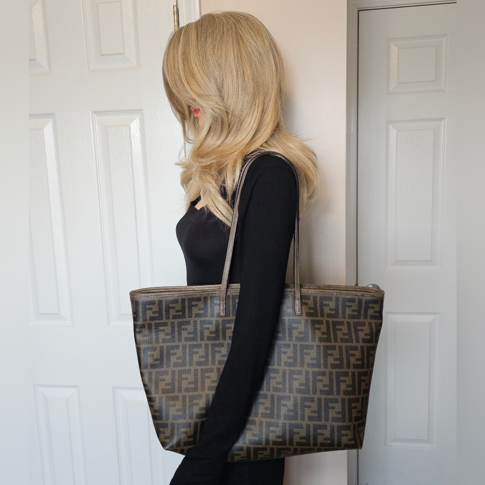 Authentic FENDI Zucca Spalmati Canvas Large Tote Shoulder Bag Purple 💜